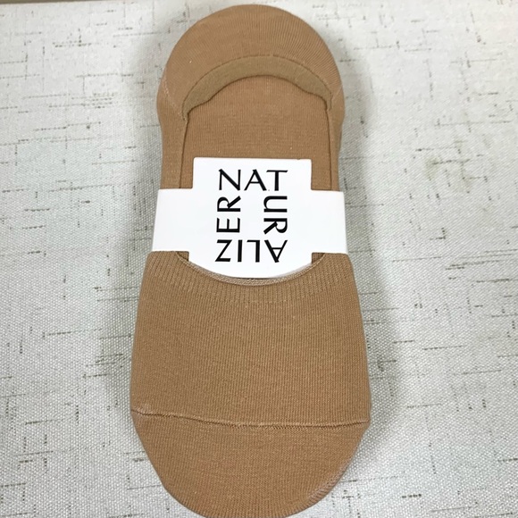 Naturalizer Other - Naturalizer Stay On No Show Cotton Linner Socks Size 6-11 beige/tan 6 Pairs NEW